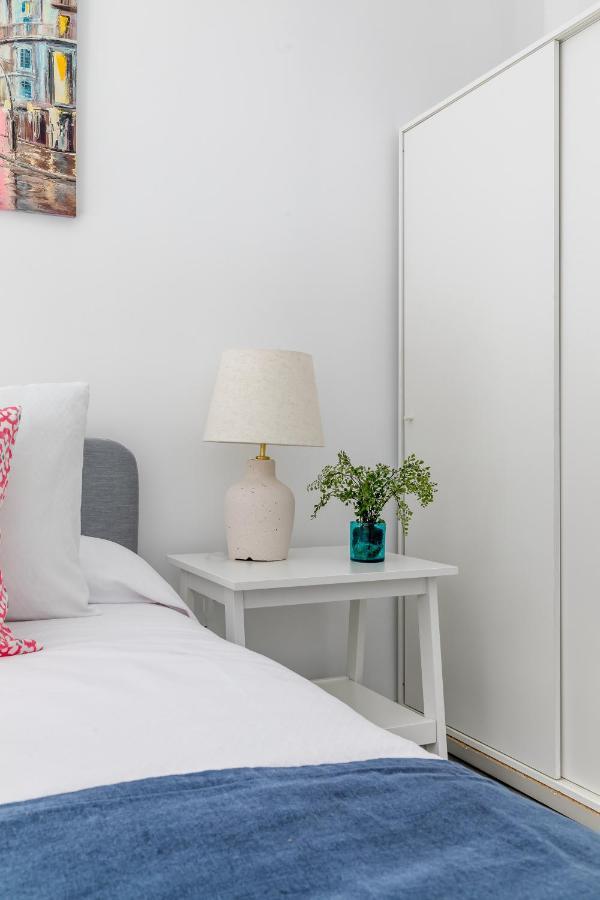 Apartamento Junto A Gran Via Madrid Buitenkant foto